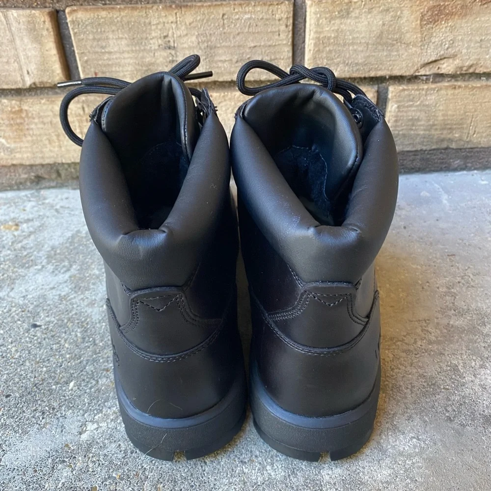UGG Hannen Waterproof Leather Boots Wool Interior Black Men’s 9 Lug Sole NWOT